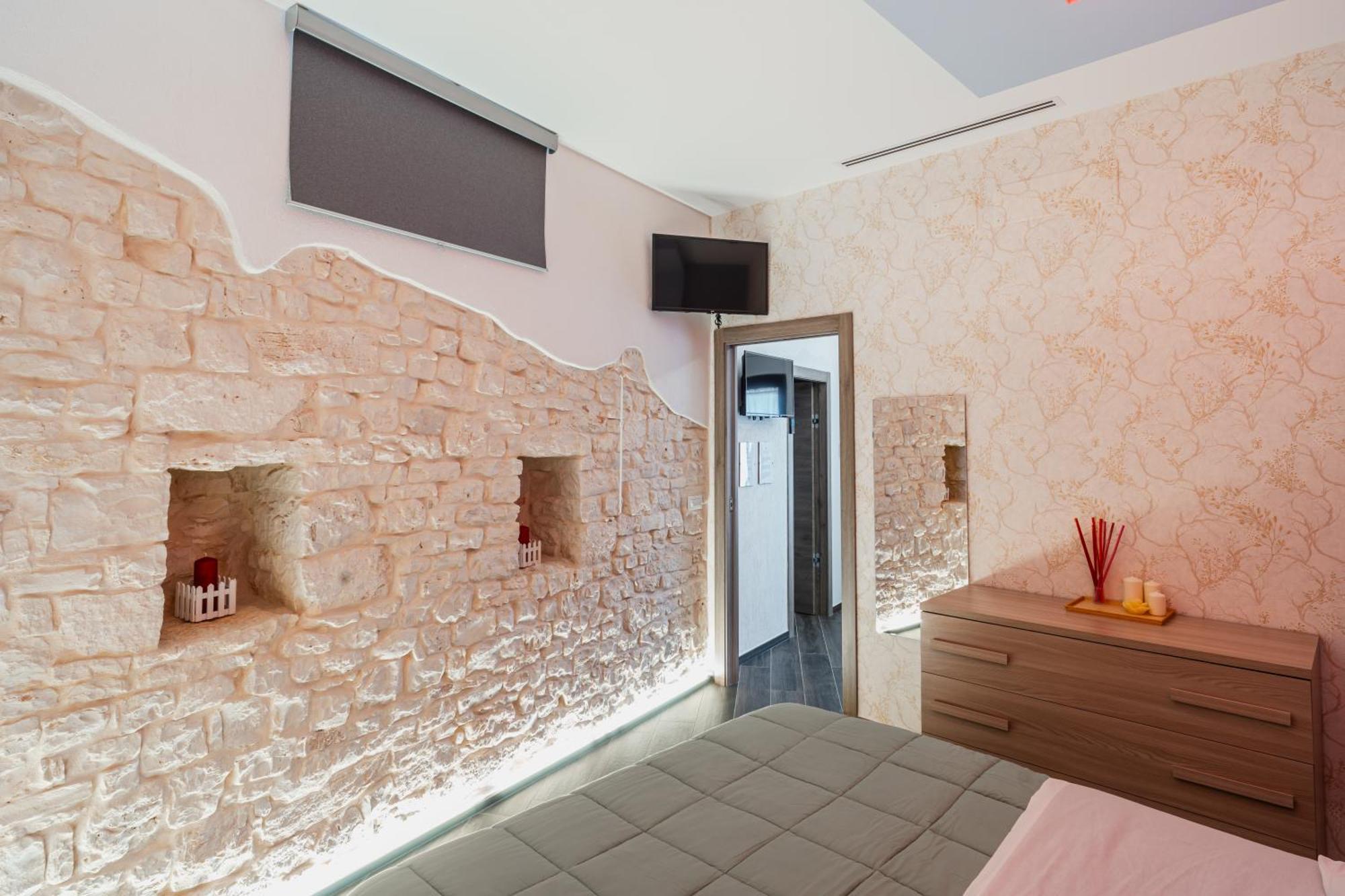 אלברובלו Luxuite Spa Con Piscina E Jacuzzi מראה חיצוני תמונה
